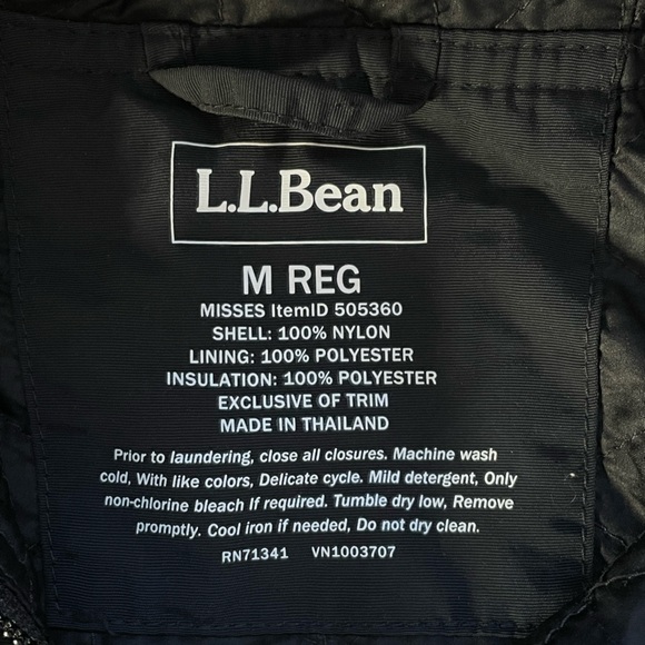 LL Bean Women's Mountain Classic Anorak. Size Medium. Black. - Picture 10 of 12